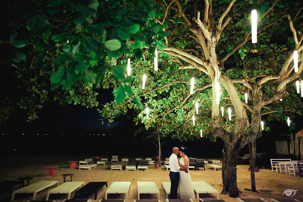 Pre Wedding Photography Tips: Night Photography Pre Wedding Photography Tips: Night Photography