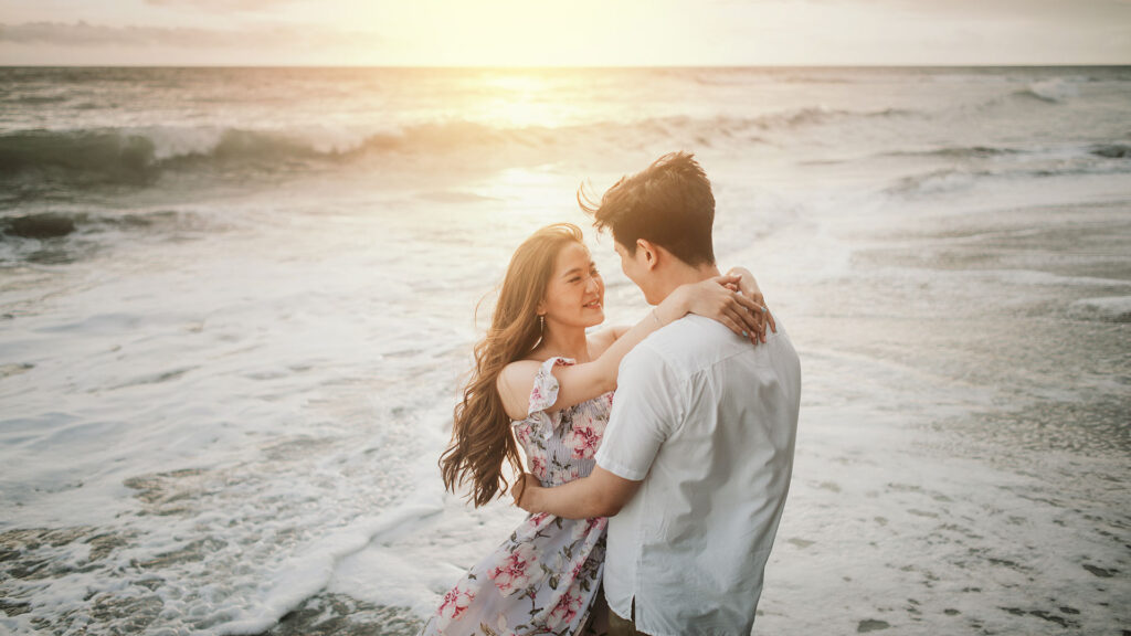 Herda Prewedding Photo Nyanyi Beach