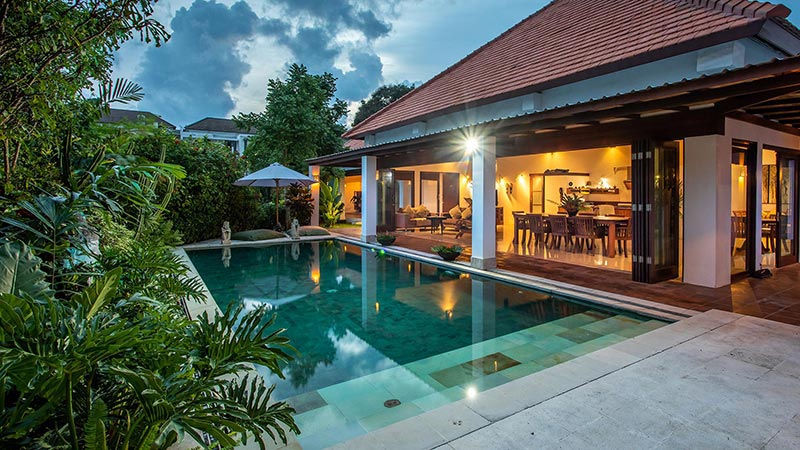 Villa Terisan is a private 4 bedroom villas located in Kerobokan, just 10 minutes drive from Seminyak. The villa has a huge area...