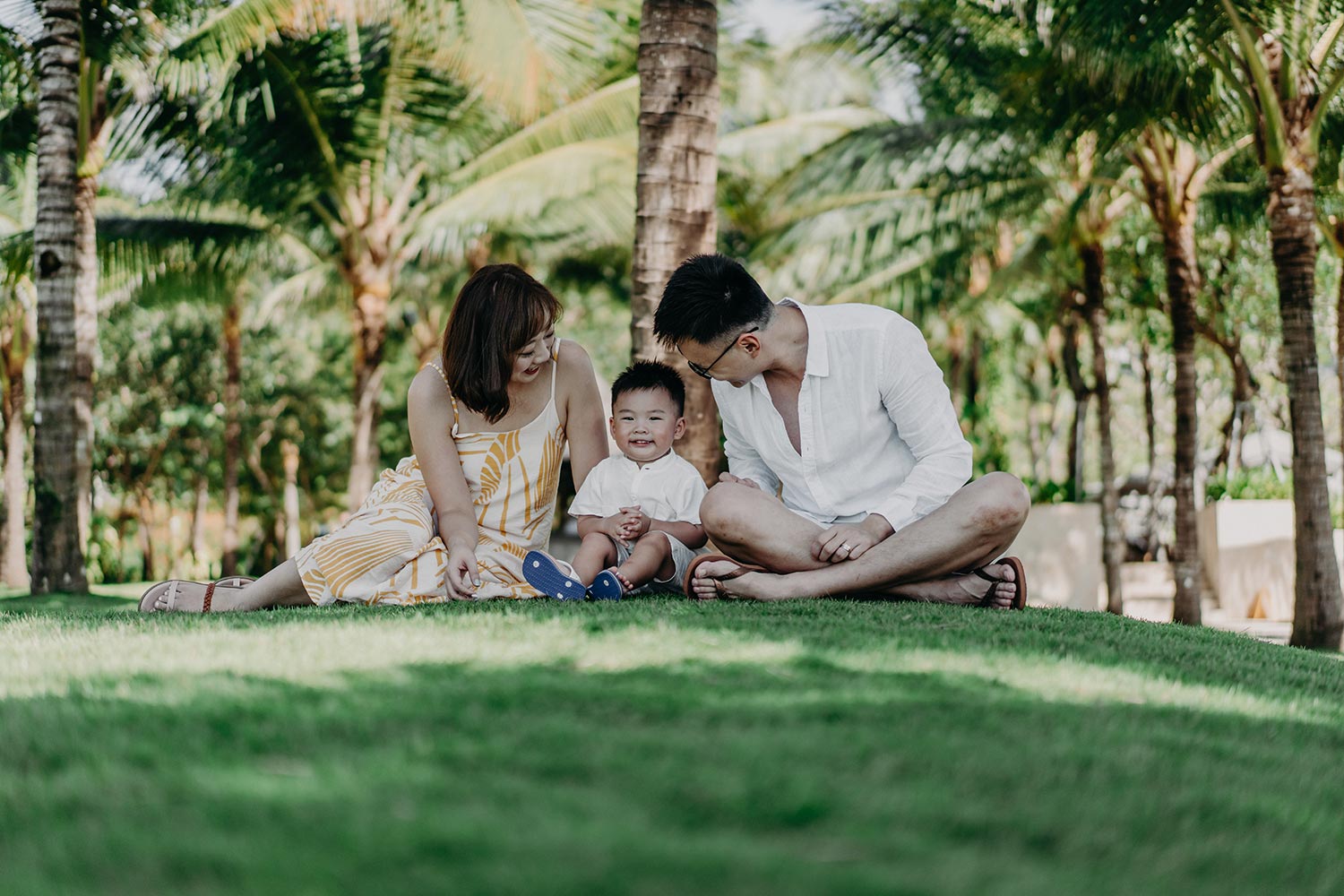Bali Family Photoshoot - Apurva Kempinski