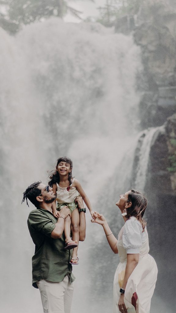 Family Photography Bali - Blangsinga Waterfall