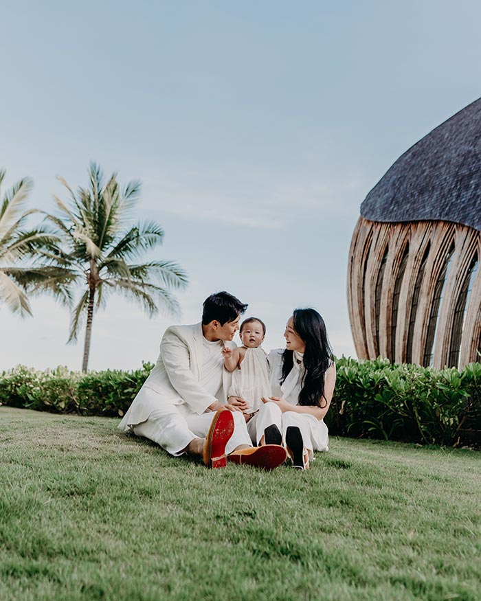 Family Photoshoot Bali - Apurva Kempinski