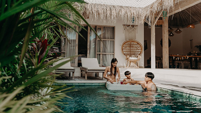 benny-siu-family-photoshoot-seminyak-bali-feat